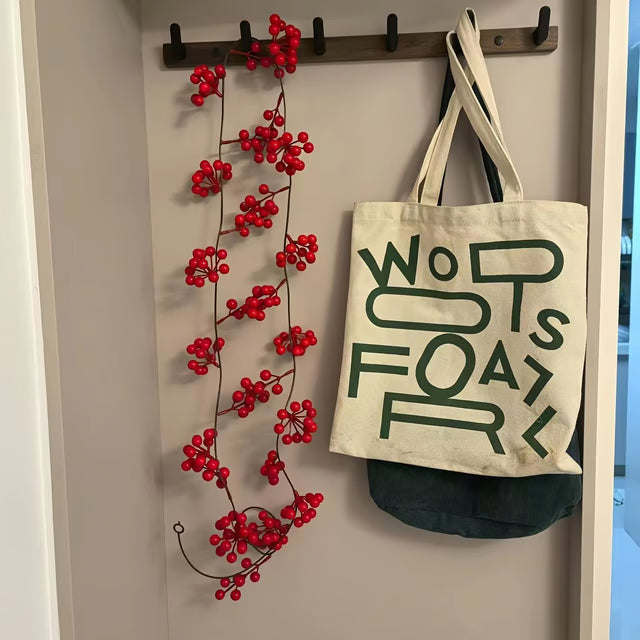 Elegant 6 ft 2.8 in (74.8 in) Artificial Cranberry Vine Garland – Festive Table & Party Decor